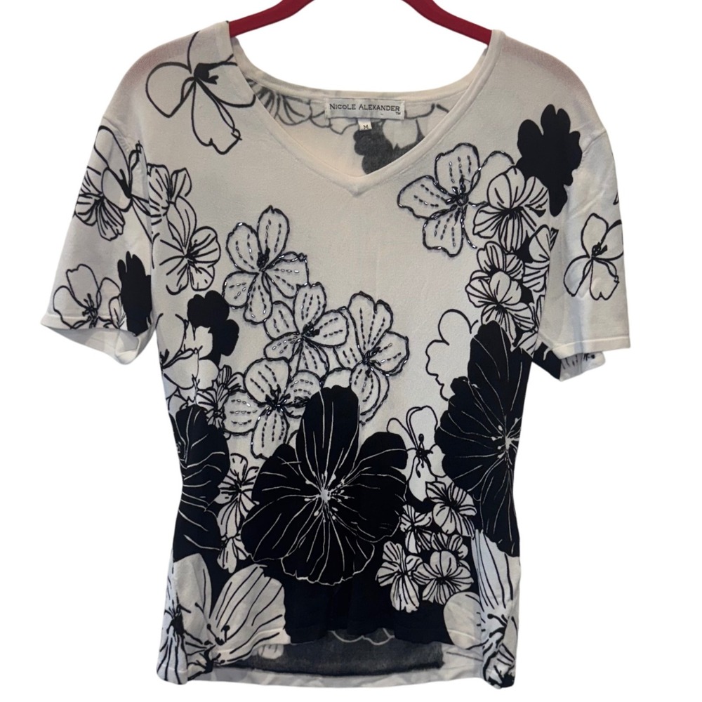 Nicole Alexander Black White Floral V Neck Short Sleeve Beaded Top Womens M‎